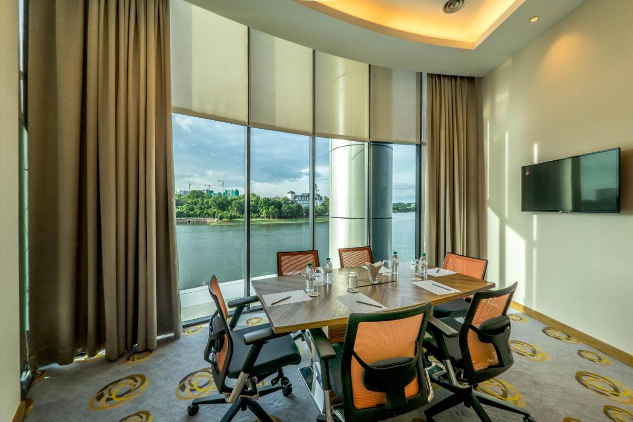 Zenith Hotel Putrajaya Exterior photo Meeting room